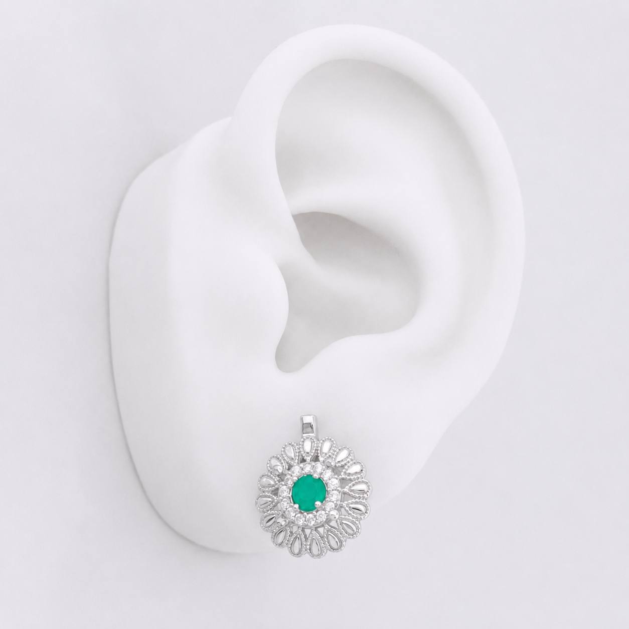 Topos Flor Esmeralda 32pts 2.85g / in / 12.6mm Plata 925