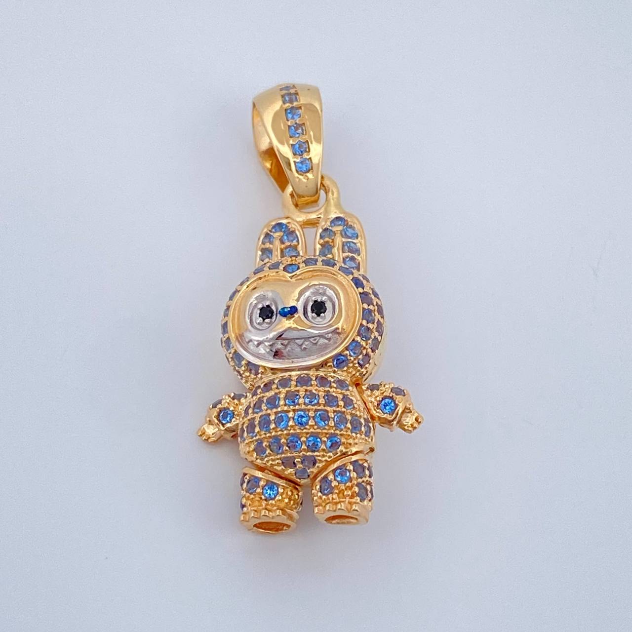 Dije Conejo Sonriente 5.9gr / 1 1/4 in / Dos Oros Amarillo Blanco 18K $