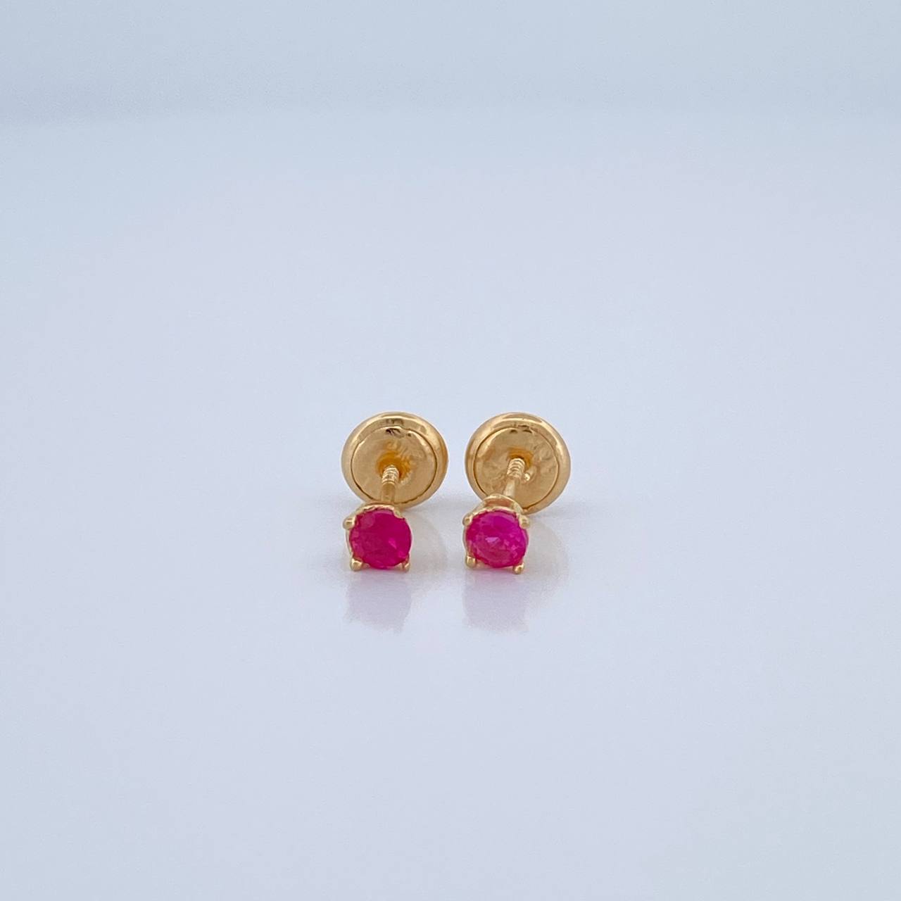 Stud Earrings Bezel 0.6gr / 18K Yellow Gold %