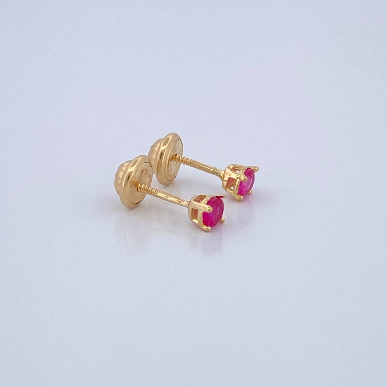 Stud Earrings Bezel 0.6gr / 18K Yellow Gold %