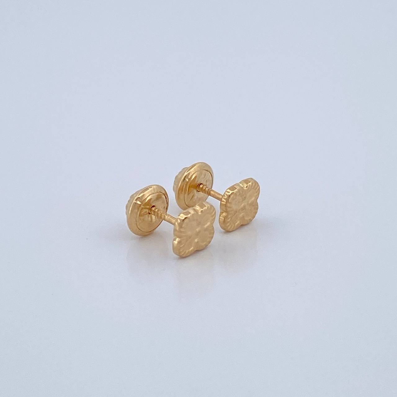 Stud Earrings Clover 0.6gr / 5.16mm 18K Yellow Gold %