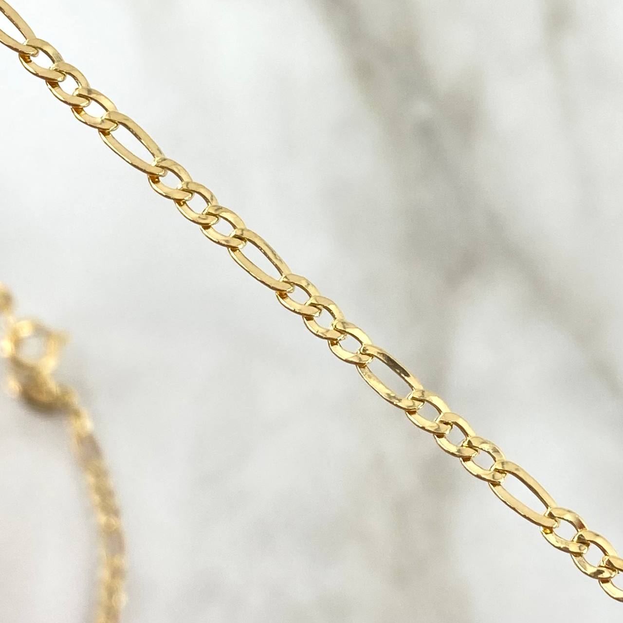 Figaro Chain 3.7gr / 27 1/2 in / 18K Gold +1 ©