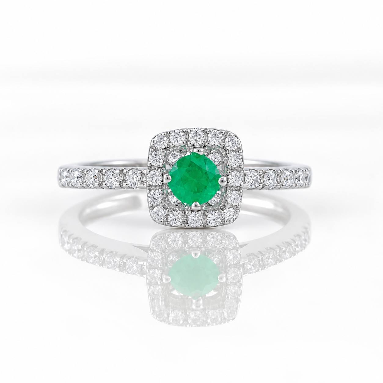 Anillo Halo Cuadrado Esmeralda 0.15pts 2.1g / T6 1/2 Plata 925