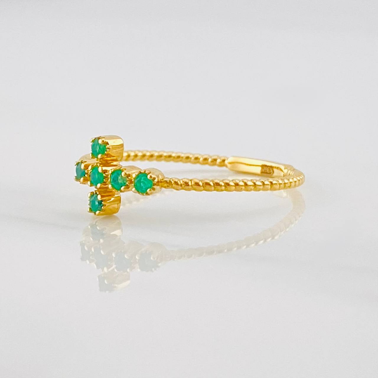Anillo Cruz Esmeraldas 0.11pts 1.25g / T7 1/4 Oro Amarillo 18K