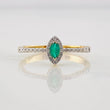 Anillo Halo Solitario Esmeralda 0.11pts Diamantes 0.13pts 2g / T7 1/2 Dos Oros Amarillo Blanco 18K
