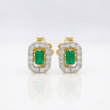 Stud Earrings Square Halo Emeralds 0.08pts Diamonds 0.14pts 1.05g / in / 4.17mm Yellow Gold 18K