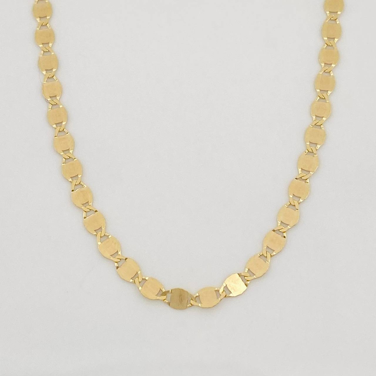 Cadena Escalera Plana 2.3g / 18 in / 2.15mm Oro Amarillo 18K