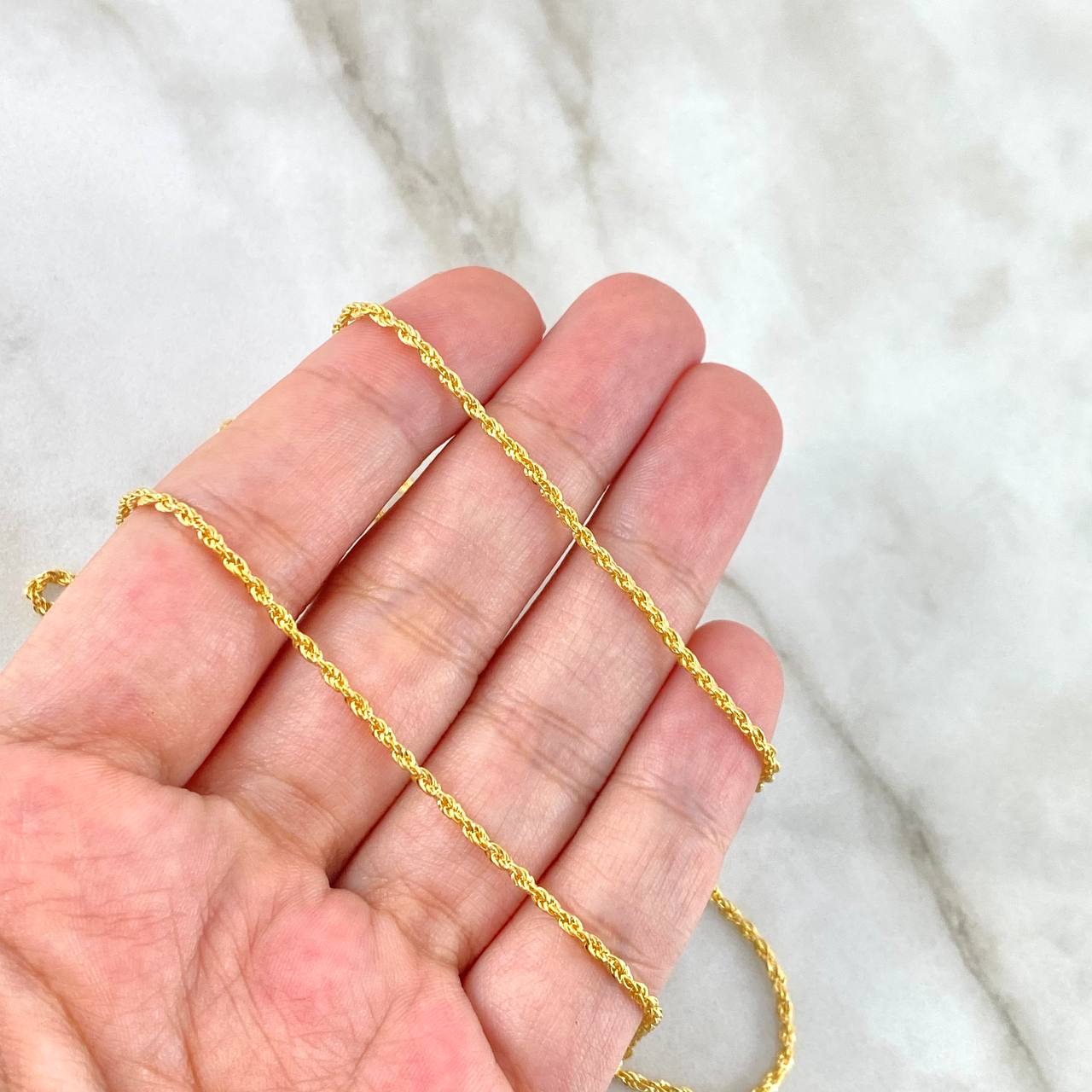 Cadena Lazo 2.15gr / 50cm / 1.6mm Oro Amarillo +3 18K
