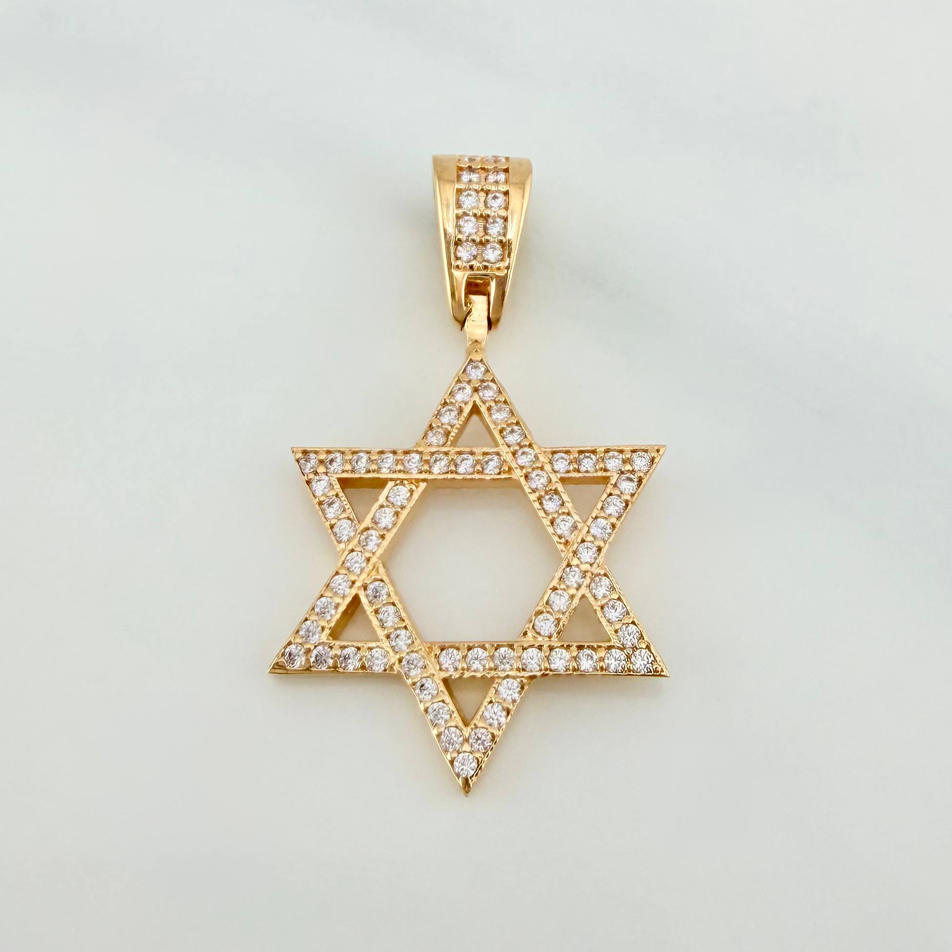 Dije Estrella De David 2.45 g / 1 1/4 in Oro Amarillo 18K