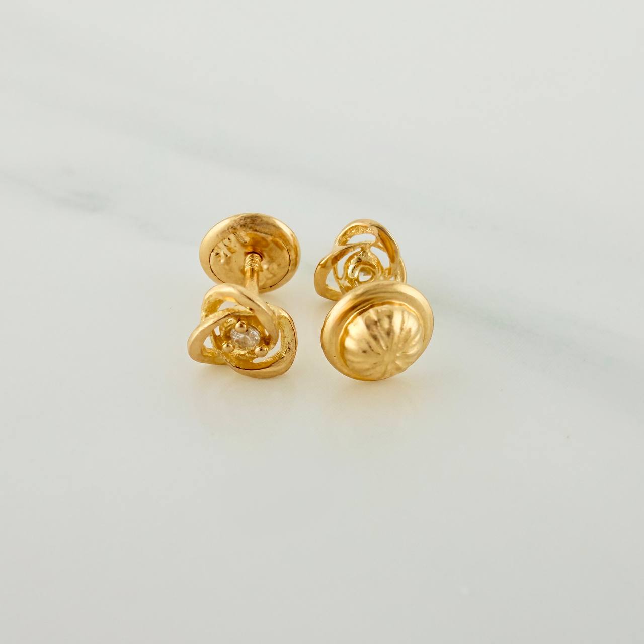 Spiral Flower Stud Earrings 0.75gr / 3.46mm Yellow Gold 18K &
