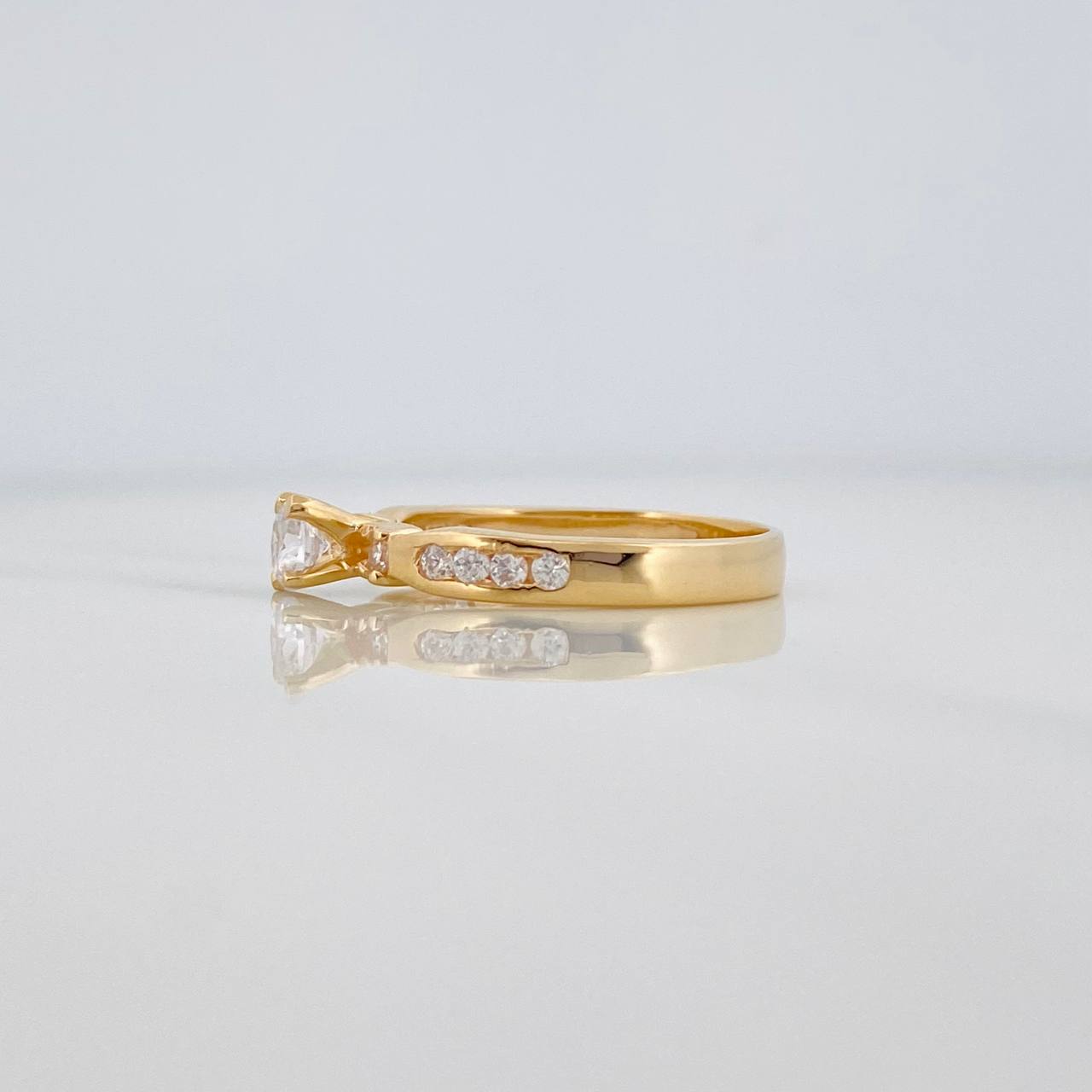 Trio Solitaire Ring 3.05 g / T7 1/4 Yellow Gold 18K