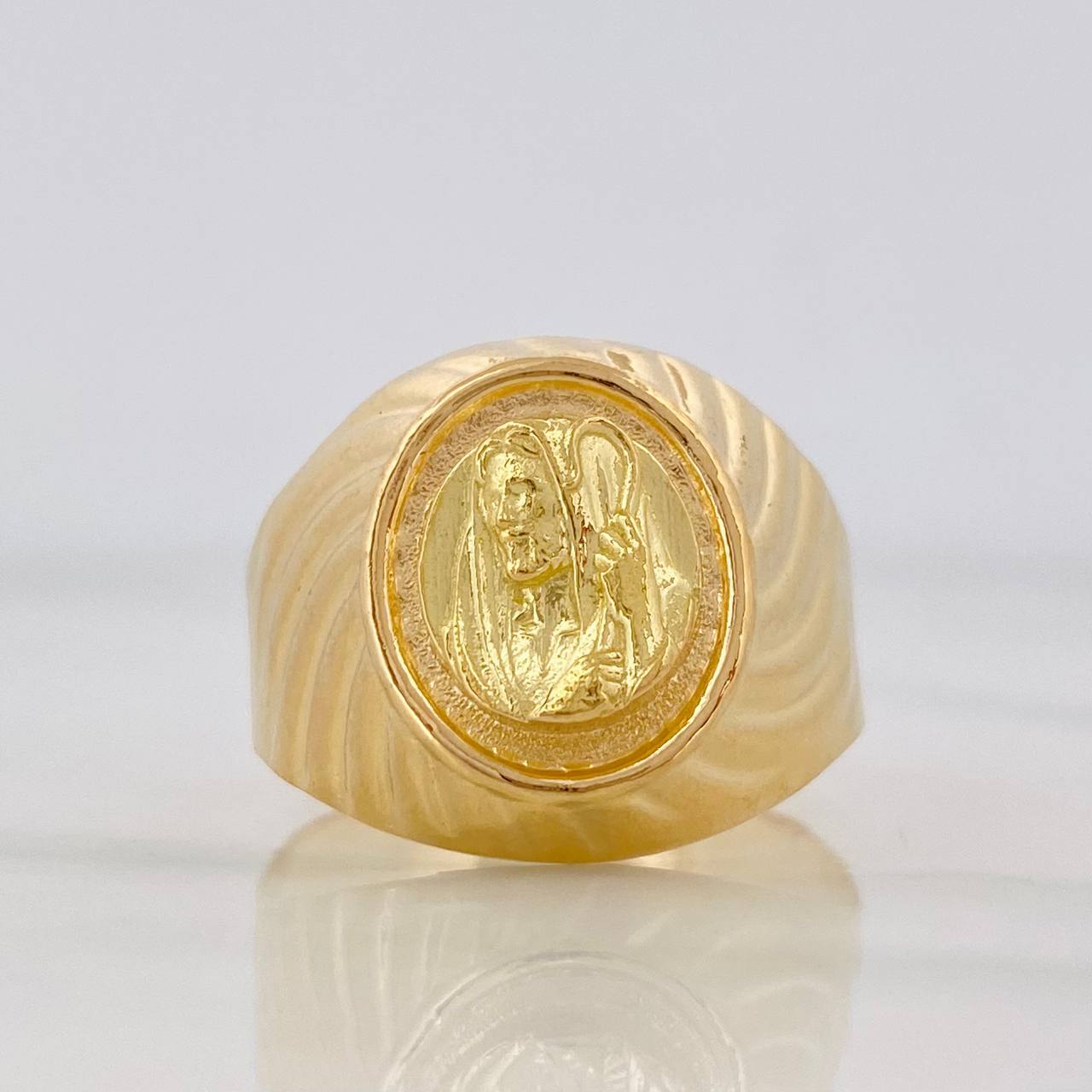 Jesus Christ Ring 4g / T12 3/4 Yellow Gold 18K