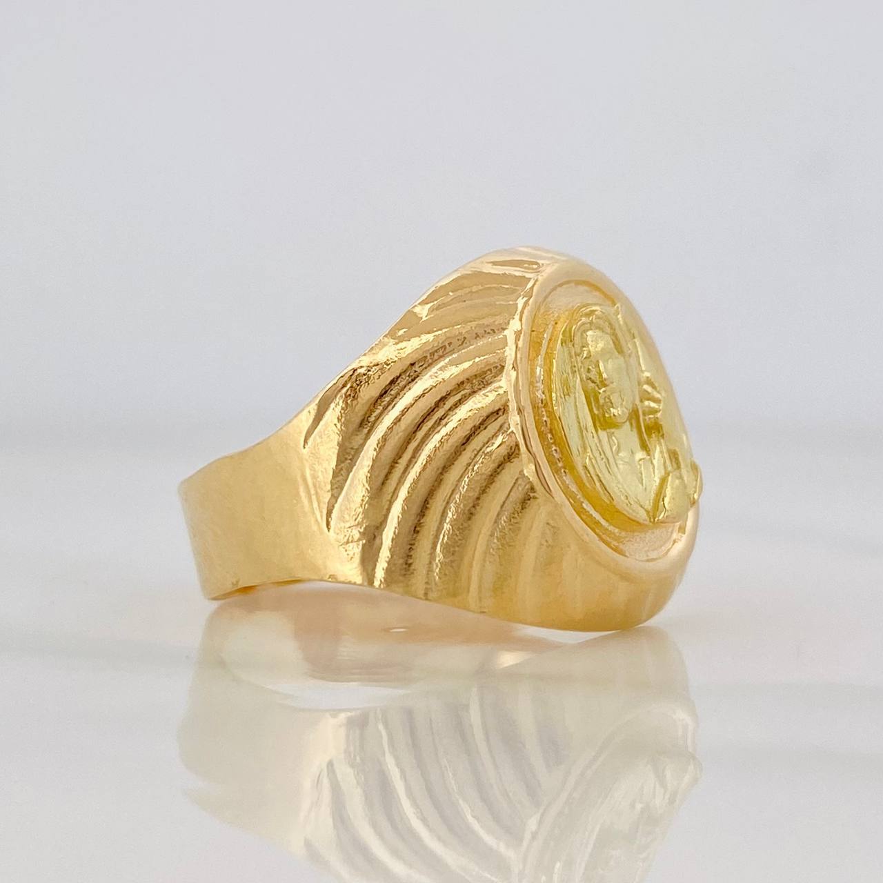 San Jose Ring 3.85g / Size 8 1/2 Yellow Gold 18K