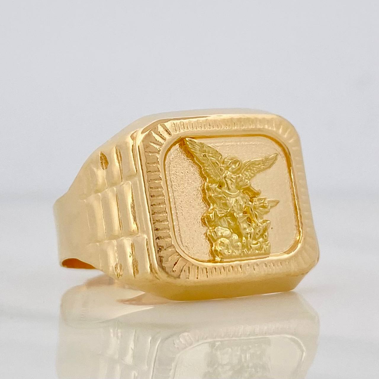 Anillo Arcangel San Miguel 3.45g / T10 Oro Amarillo 18K
