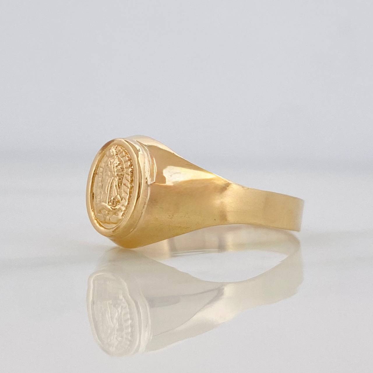 Virgin of Guadalupe Ring 1.55g / Size 7 3/4 Yellow Gold 18K