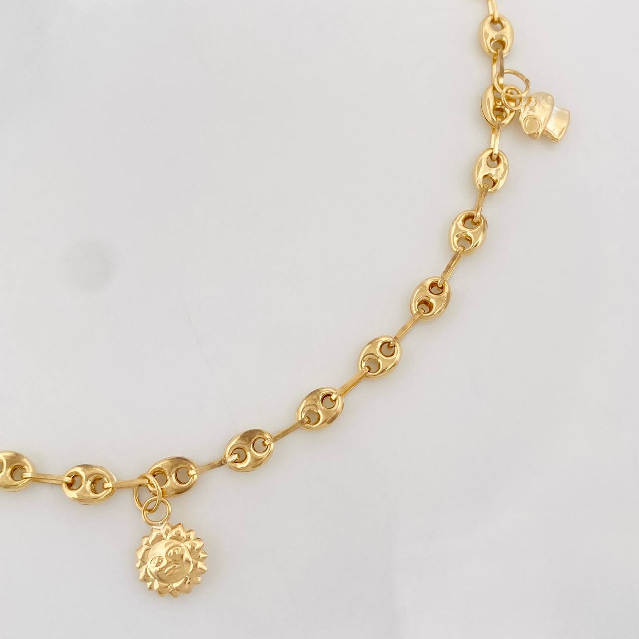 Tobillera GC 4.05g / 9 1/2 in / 3.63mm Oro Amarillo 18K