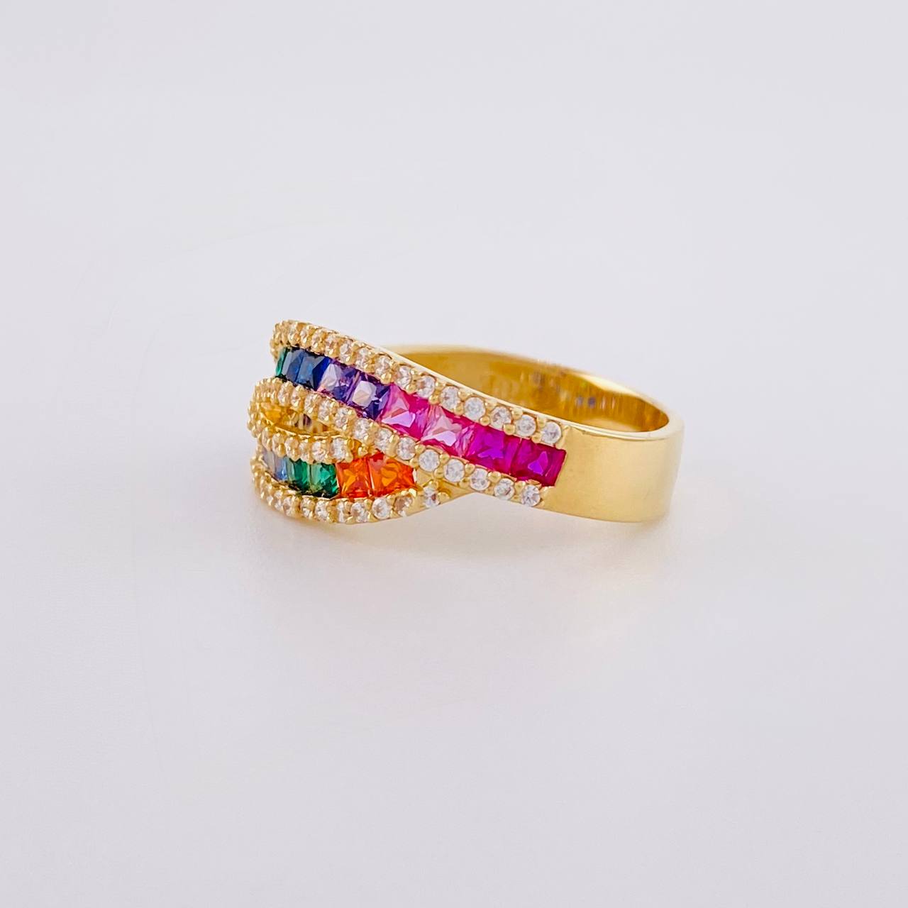 Cross Channel Ring 4.15g / Size 7 3/4 Yellow Gold 18K