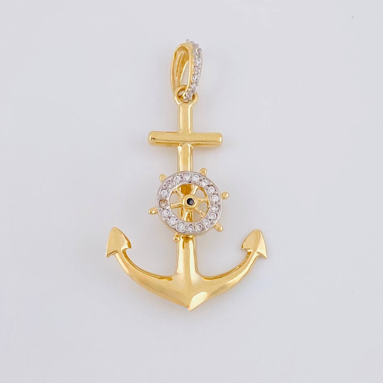 Pendant Anchor Movable Helm 2.2g / 1 1/2 in 18K Yellow Gold