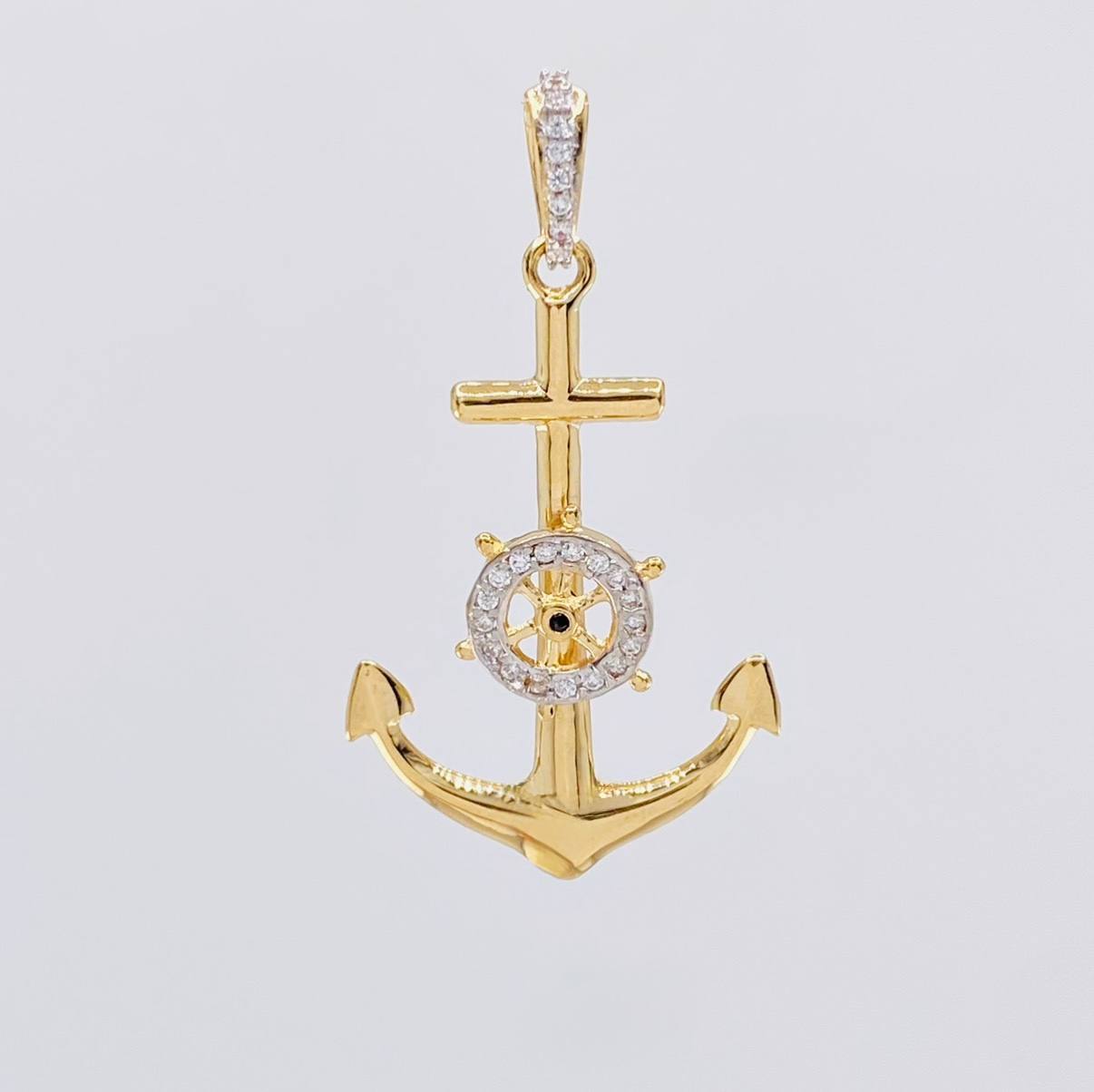 Pendant Anchor Movable Helm 2.2g / 1 1/2 in 18K Yellow Gold