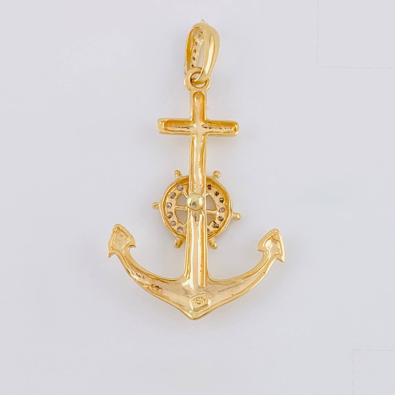 Pendant Anchor Movable Helm 2.2g / 1 1/2 in 18K Yellow Gold
