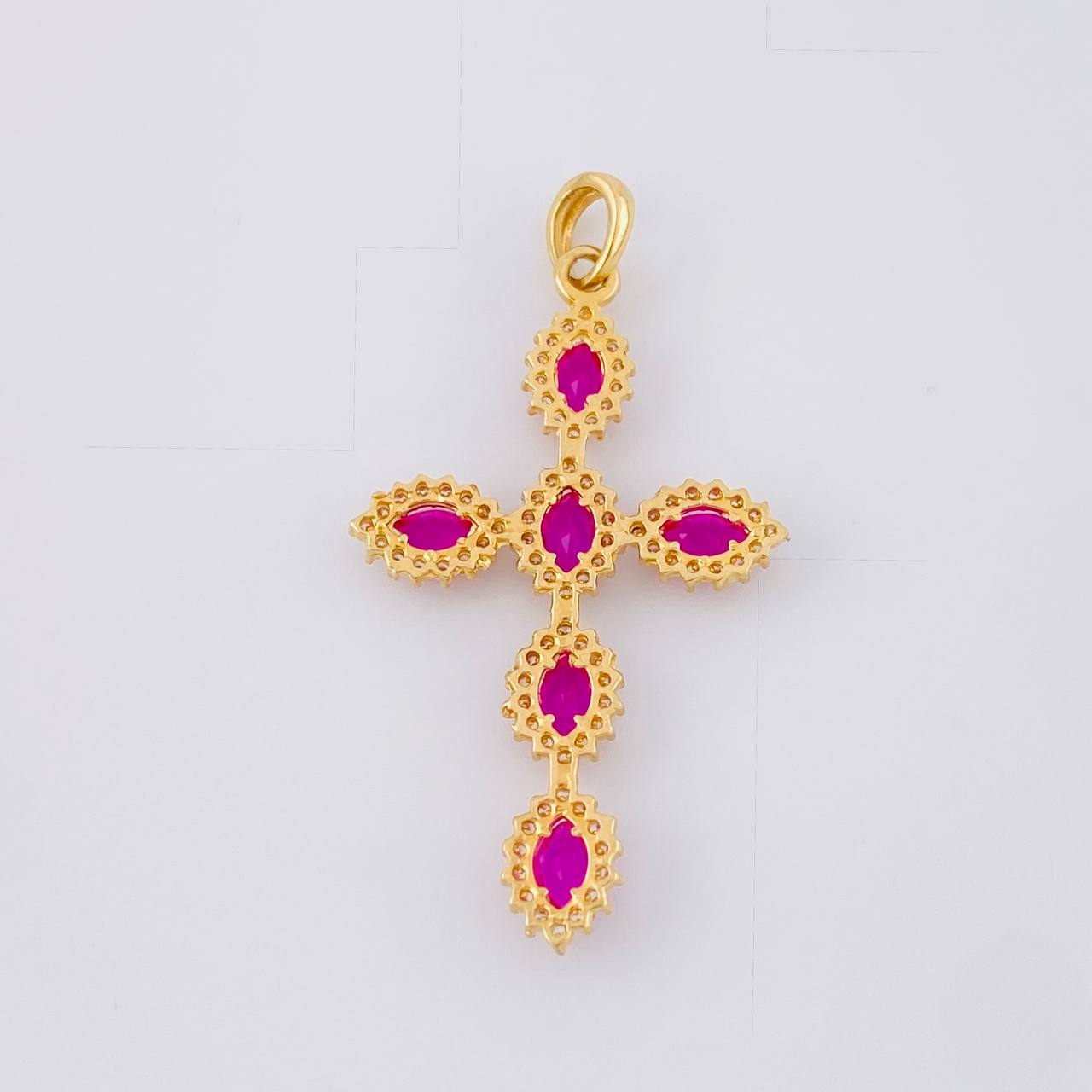 Pendant Oval Dense Cross 2.35g / 1 1/4 in 18K Yellow Gold