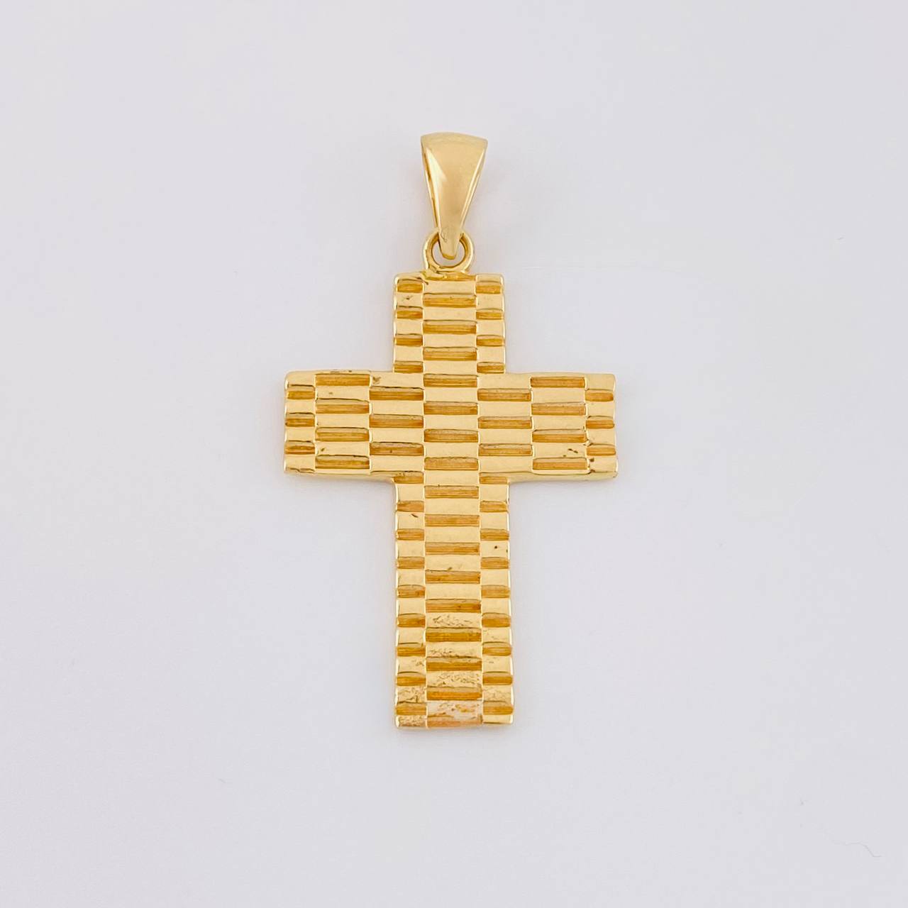 Dije Cruz Rayada 4.05g / 1 1/2 in Oro Amarillo 18K