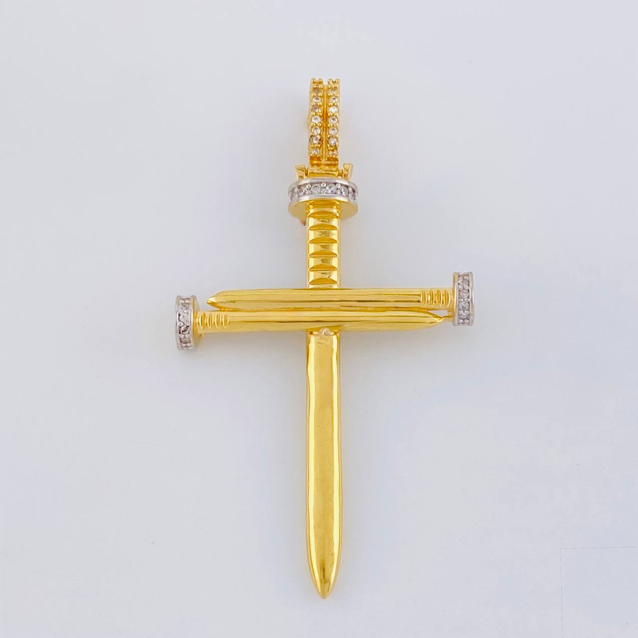 Dije Cruz Clavo 6.55g / 2 1/4 in Oro Amarillo 18K