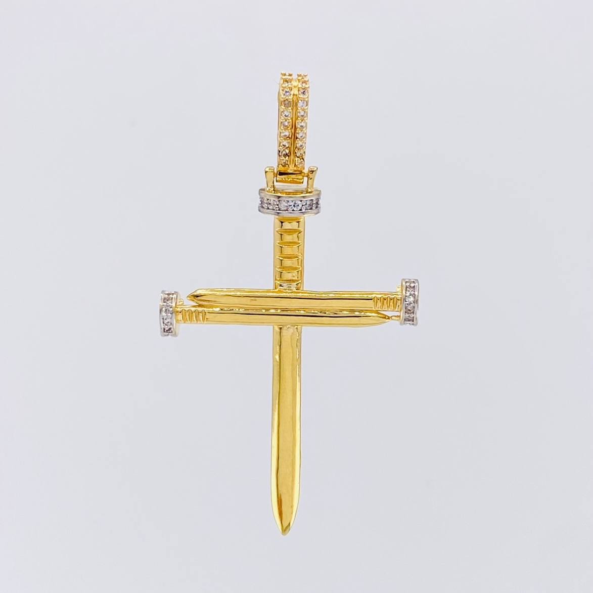 Dije Cruz Clavo 6.55g / 2 1/4 in Oro Amarillo 18K