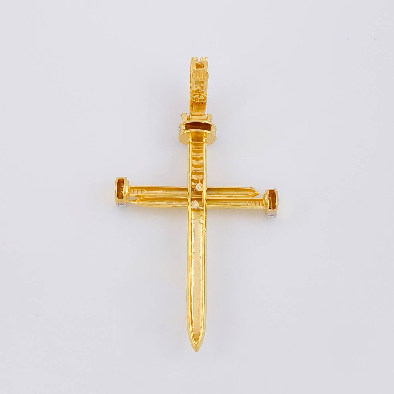 Dije Cruz Clavo 6.55g / 2 1/4 in Oro Amarillo 18K