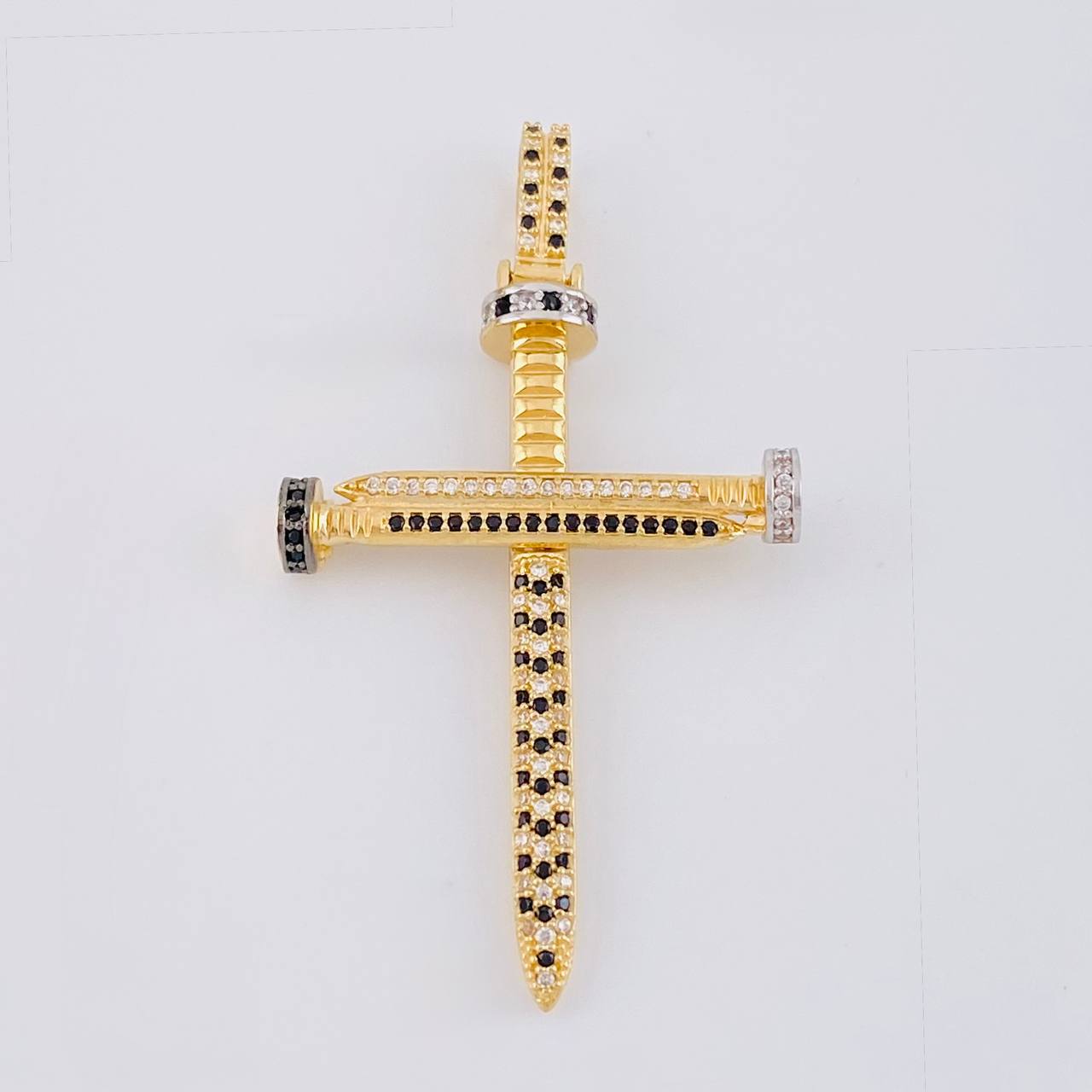 Pendant Nail Cross 6.9g / 2 1/4 in 18K Yellow Gold