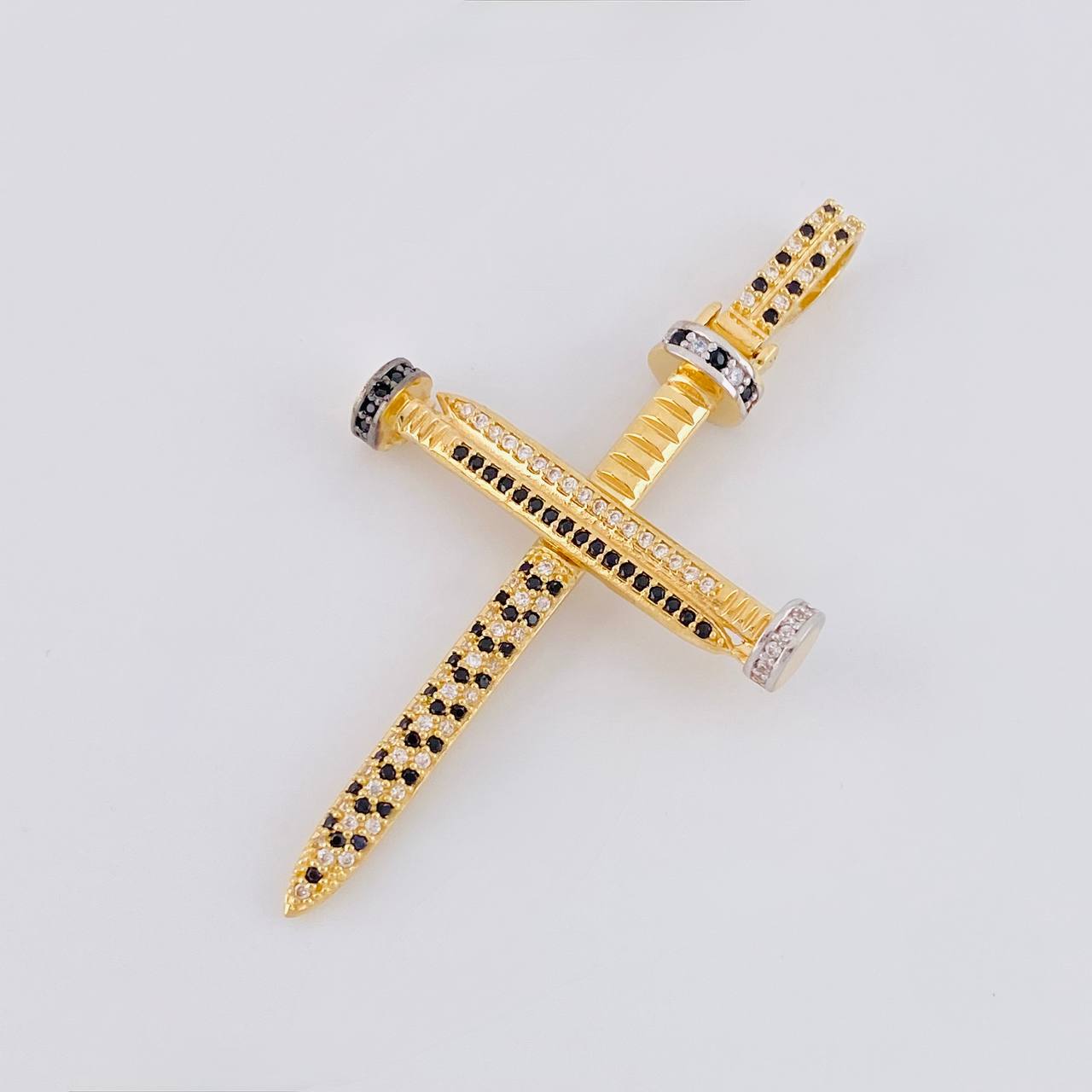 Pendant Nail Cross 6.9g / 2 1/4 in 18K Yellow Gold