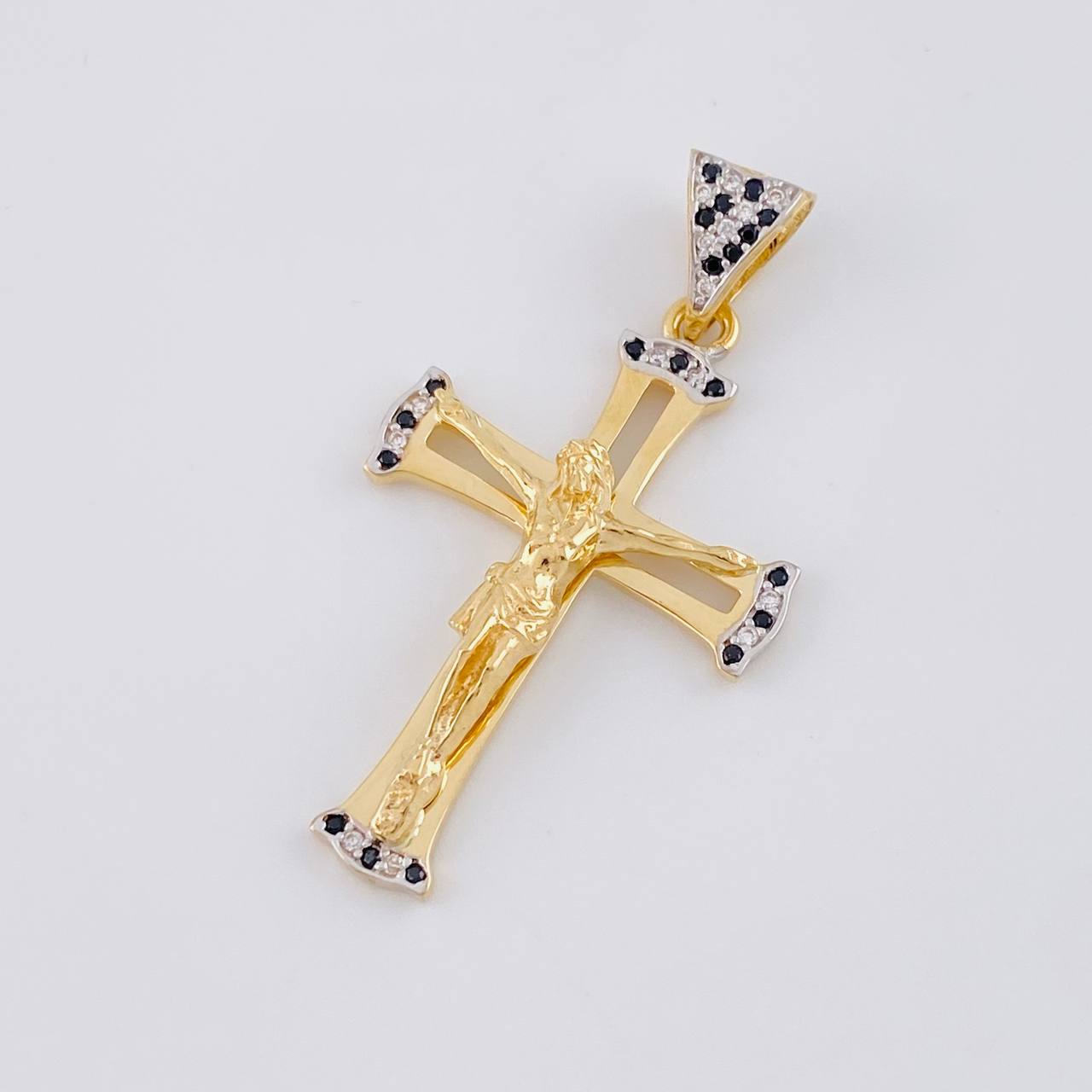 Dije Cruz Cristo 3.95g / 1 3/4 in Dos Oros Amarillo Blanco 18K