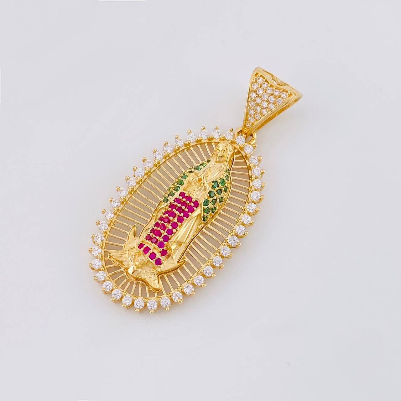 Pendant Virgin of Guadalupe 7.8g / 1 3/4 in Yellow Gold 18K