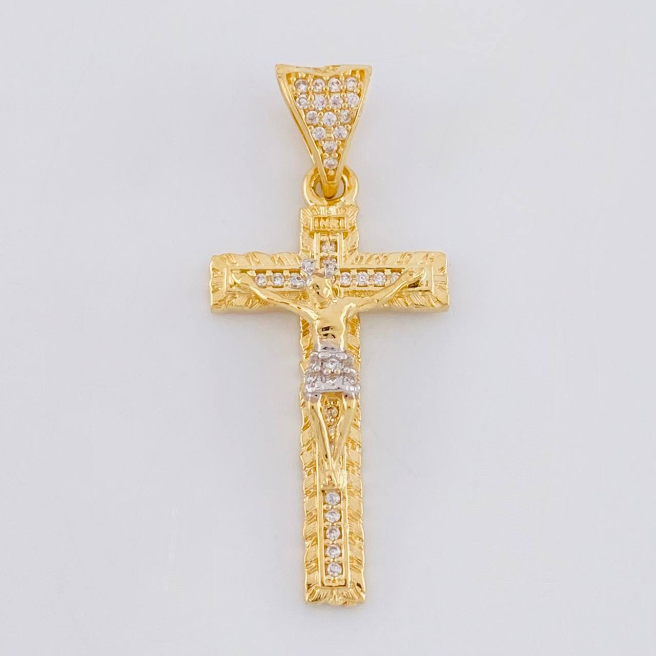 Pendant Cross Christ 3.95g / 1 1/2 in Yellow Gold 18K
