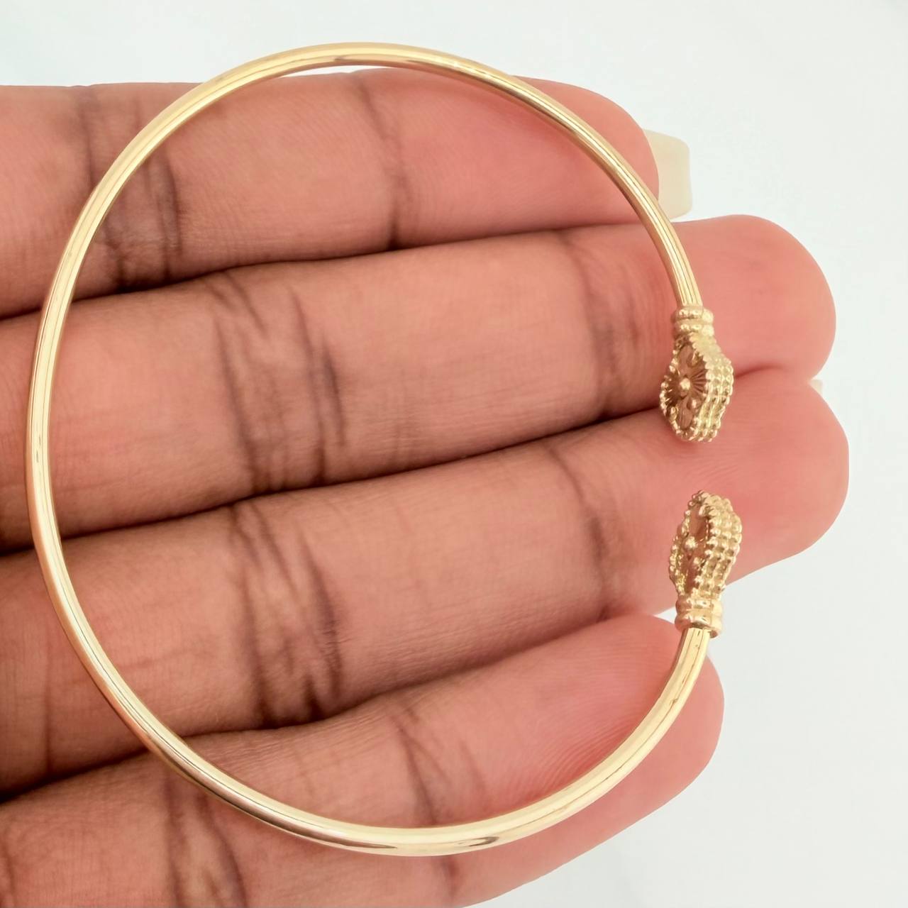 Clover Bracelet 3.7gr / 6 3/4 in / 2mm 18K Yellow Gold Nac.Esp. &
