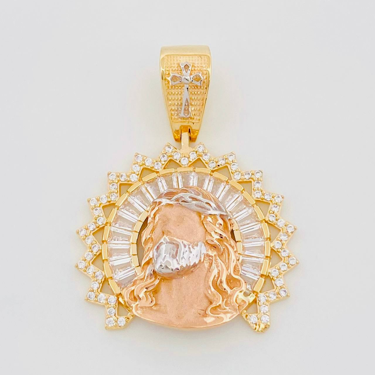 Dije Rostro Cristo 7.6g / 1 1/2 in Tres Oros 18K