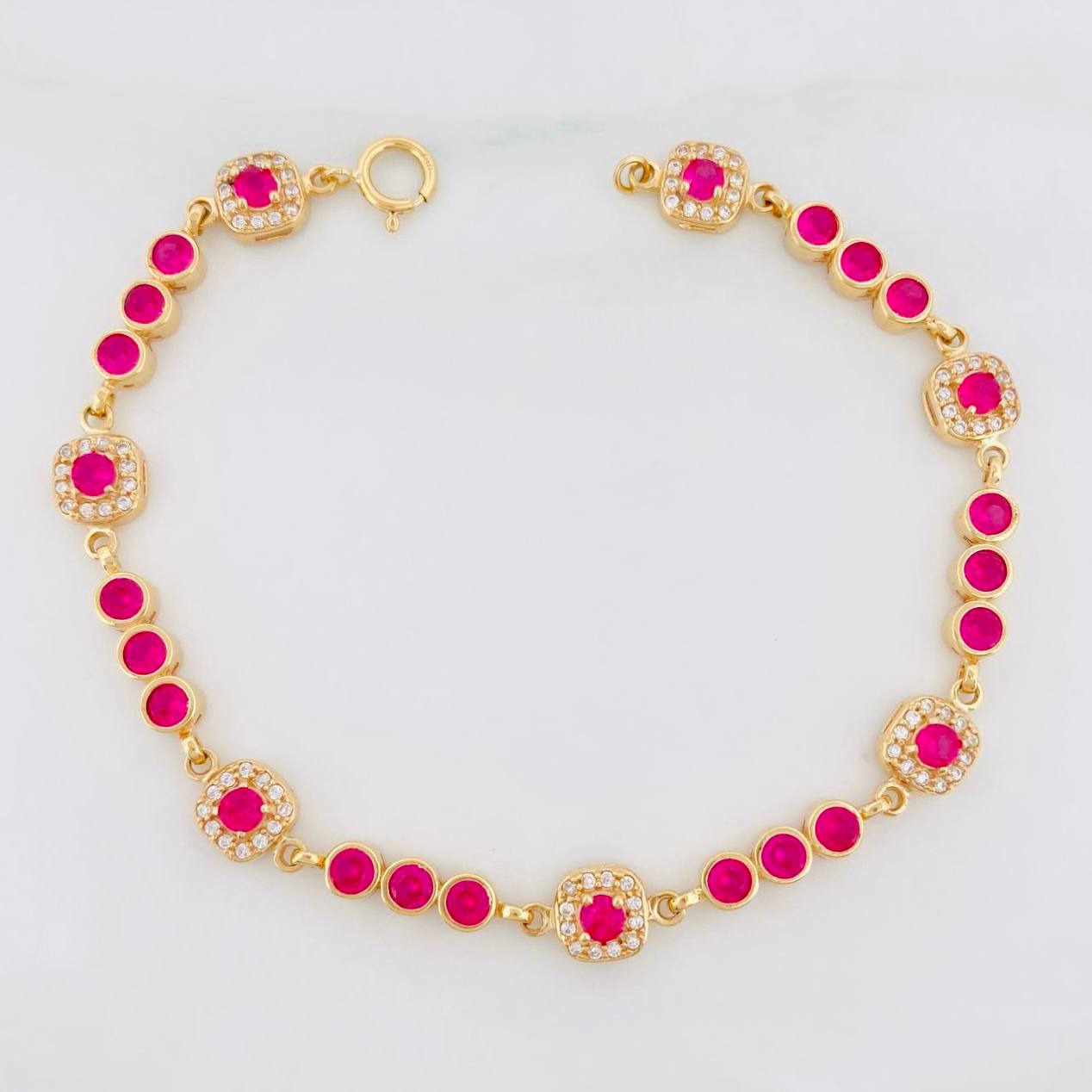 Bracelet Halo Tennis 8.65g / 7 in / 4.16mm Yellow Gold 18K