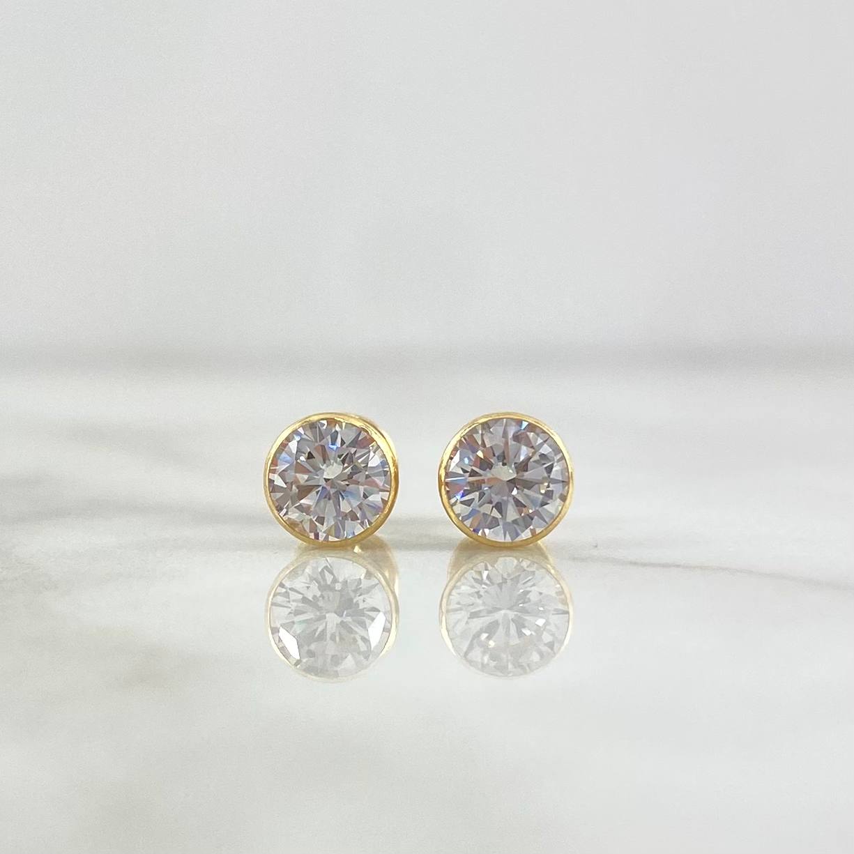 Stud Earrings Bezel 1.15gr / 6mm White Zircon Yellow Gold 18K *