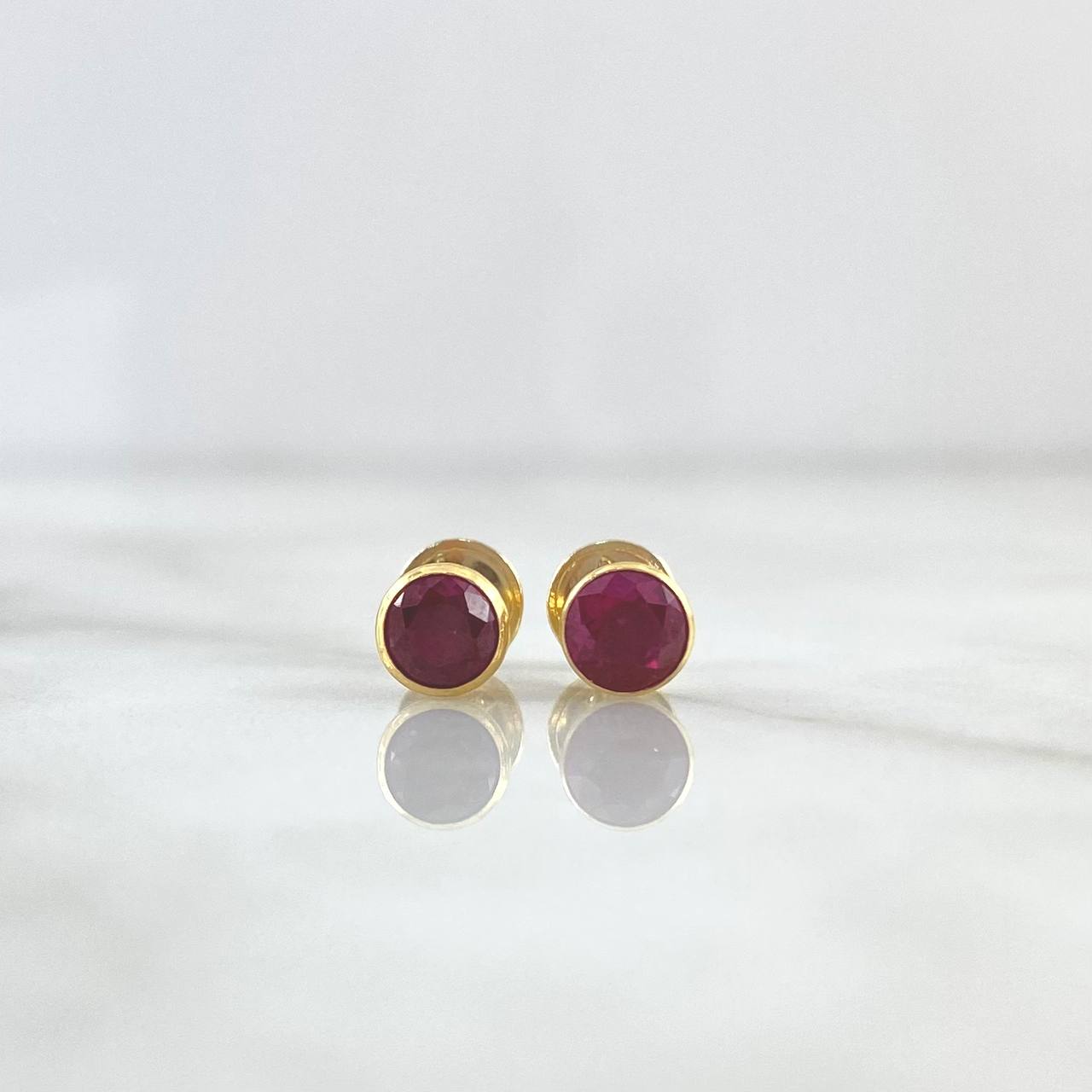 Topos Bisel 0.7gr / 5mm Circon Fucsia Oro Amarillo