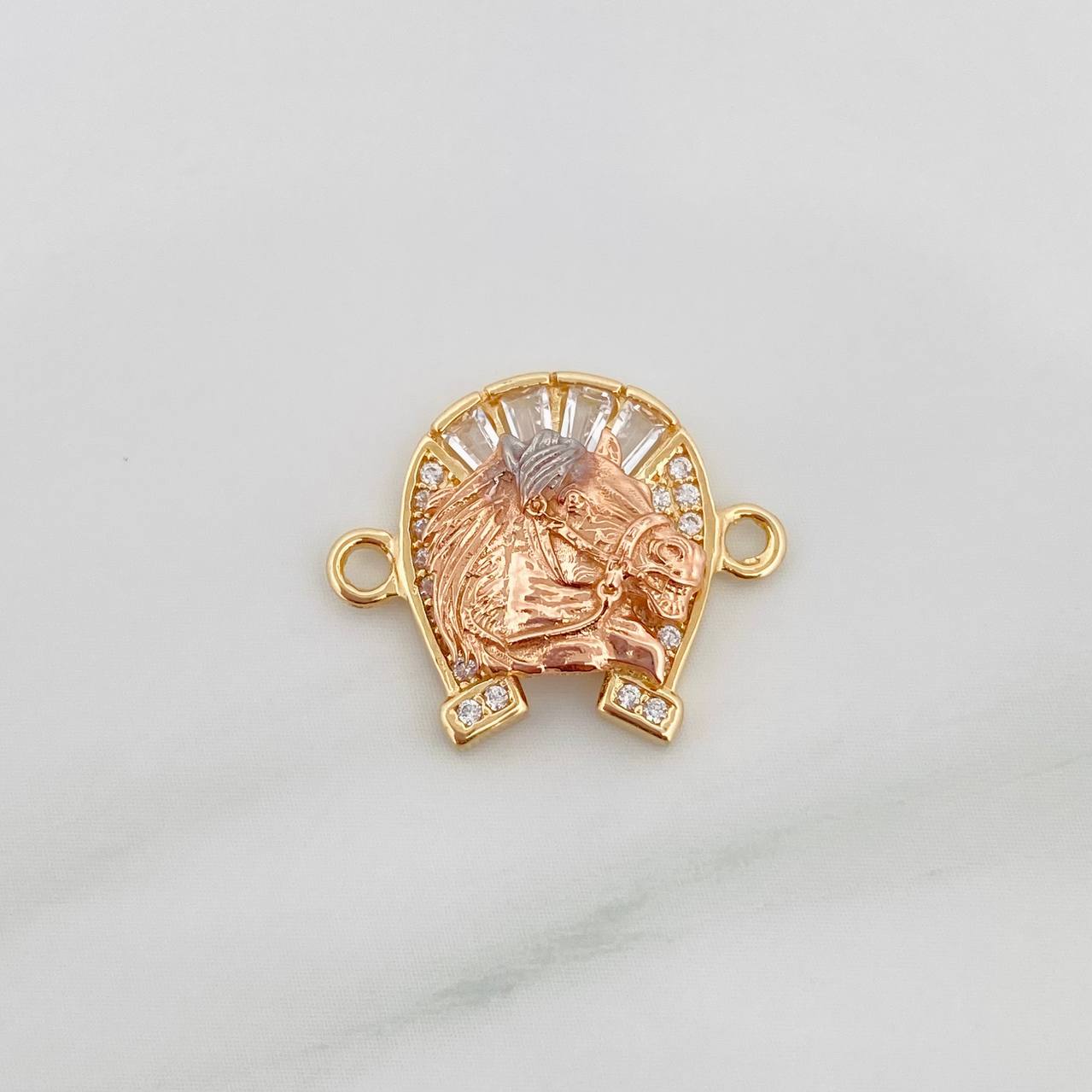 Herraje Herradura Caballo 2.1 g / 3/4 in Tres Oros 18K