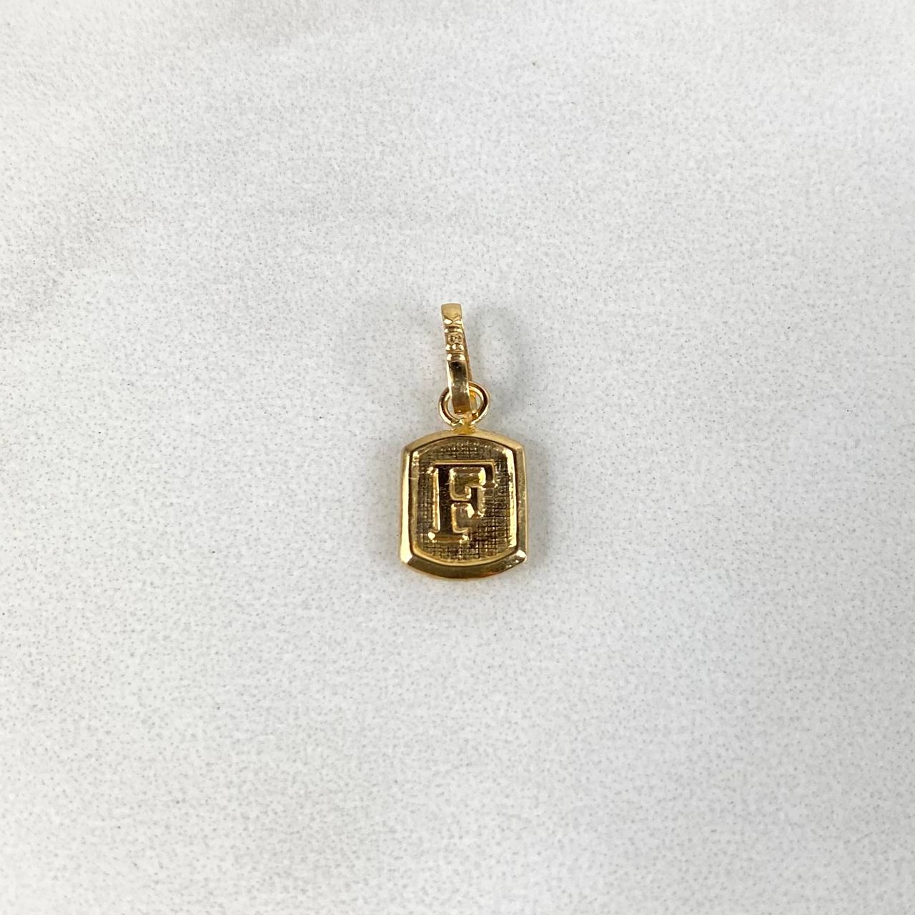 Dije Letra F 0.35gr / 1/2 in / Oro Amarillo 18K ©
