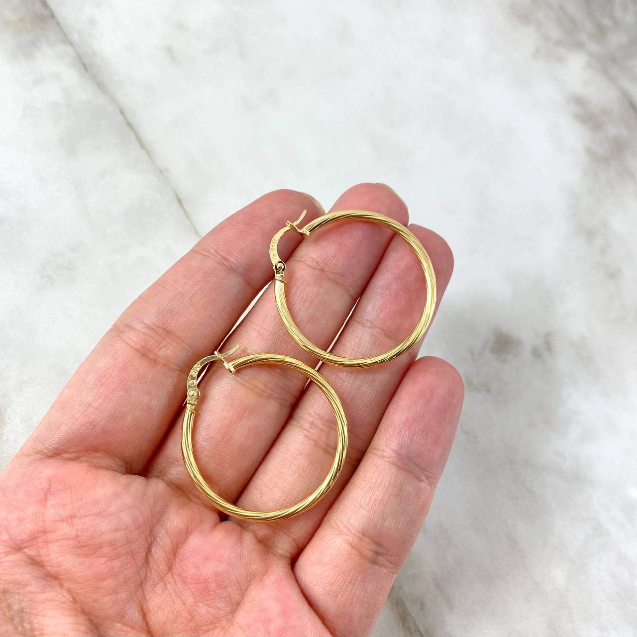 Hoop Earrings Lore 1.95gr / 3.1cm / Twisted Yellow Gold