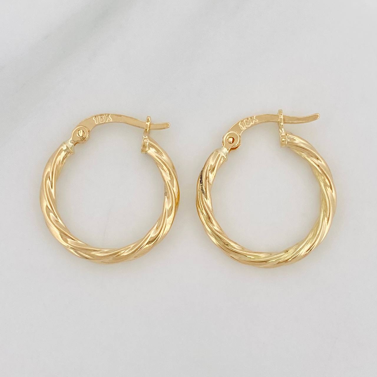 Candongas Mary 1.65g / 3/4 in Oro Amarillo 18K