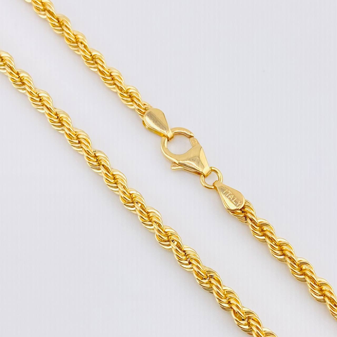 Rope Chain 8.15gr / 23 1/2 in / 3.2mm Yellow Gold +3 18K ©