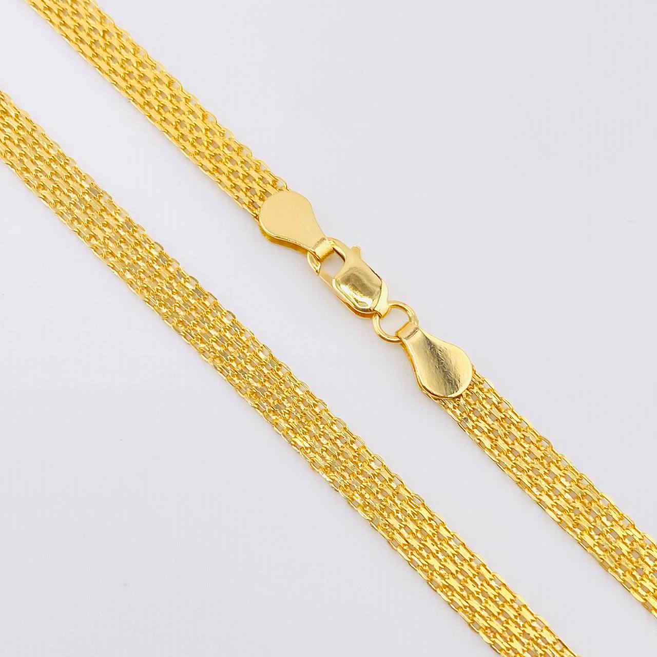 Bismark Chain 6.15gr / 23 1/2 in / 4.6mm Yellow Gold +1 18K ©