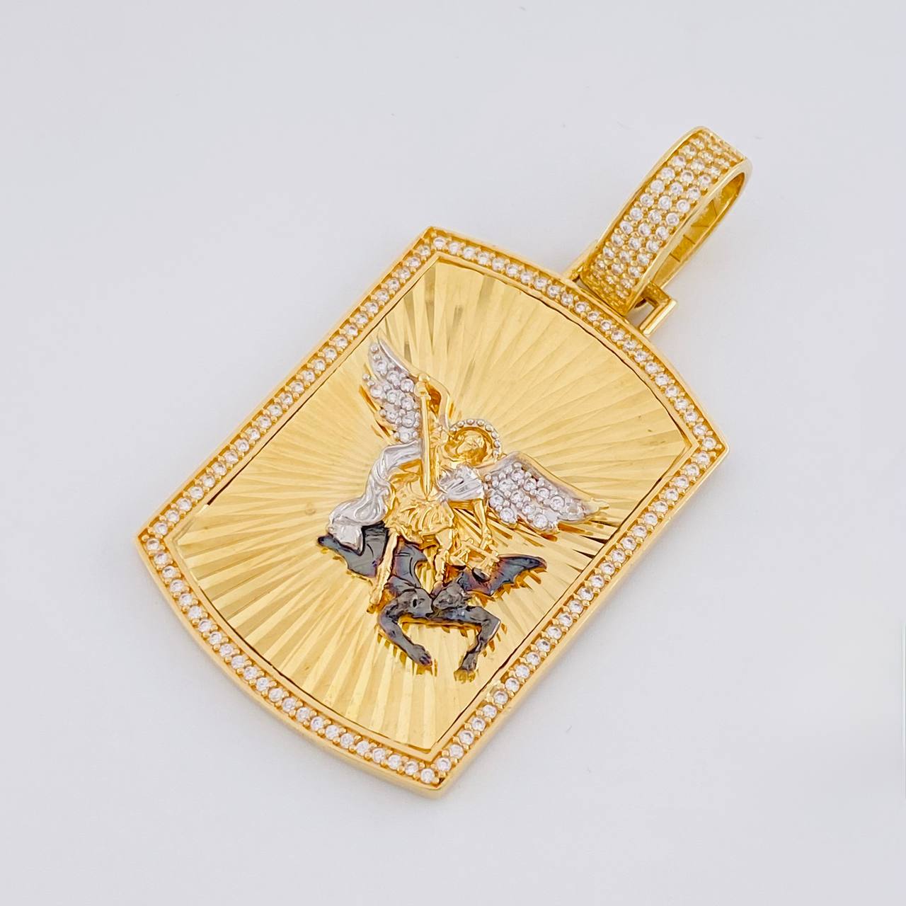 Dije Placa San Miguel 15.4g / 2 1/4 in Dos Oros Amarillo Blanco 18K