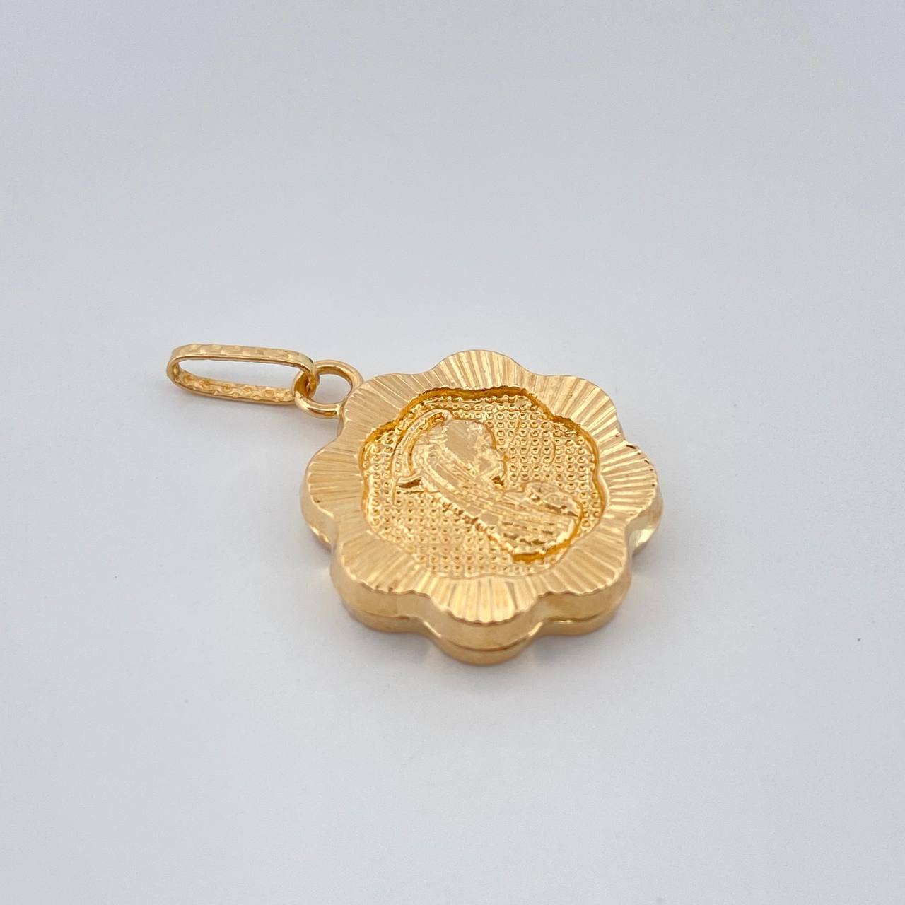 Dije Virgen Maria 1.25gr / 1 in / Oro Amarillo 18K &