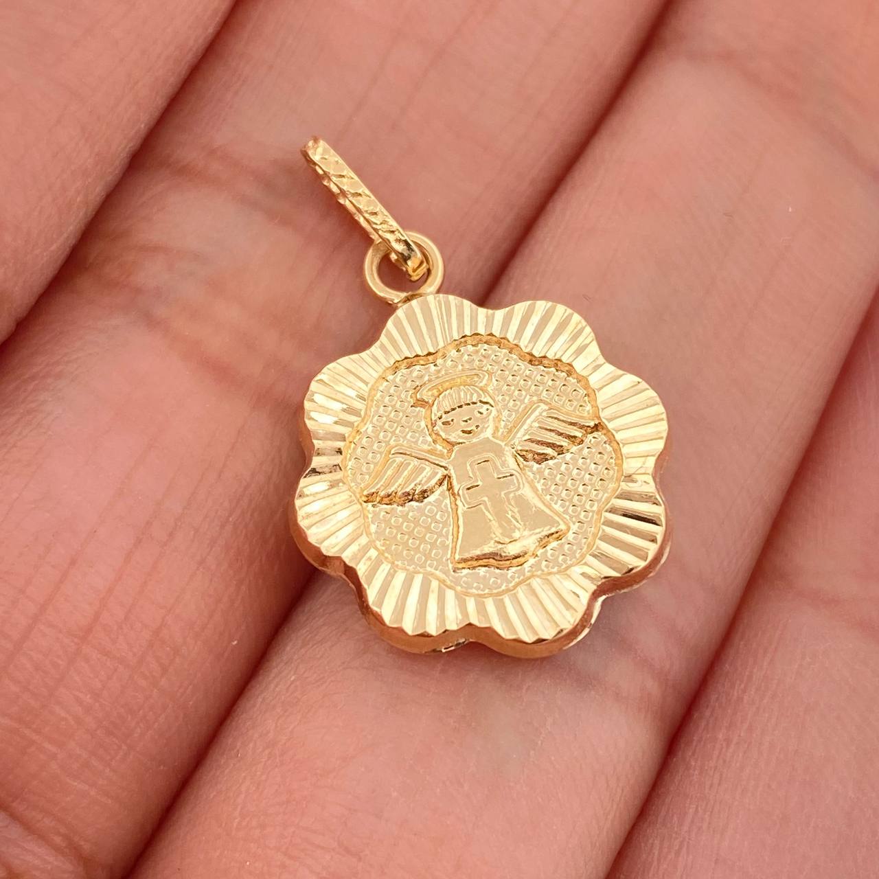 Dije Angel 1.15gr / 1 in / Oro Amarillo 18K &