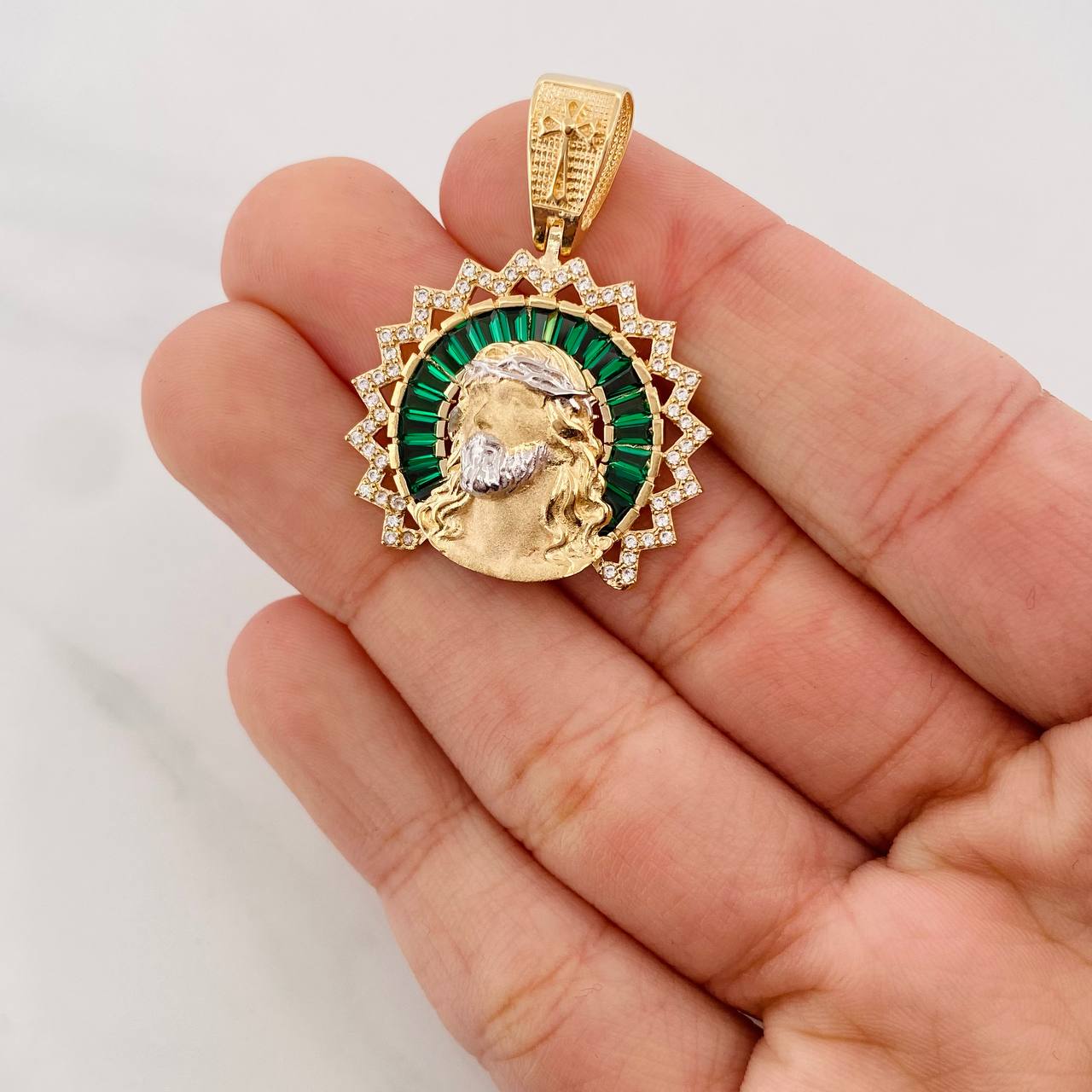Dije Rostro Cristo 7.55g / 1 1/2 in Dos Oros Amarillo Blanco 18K