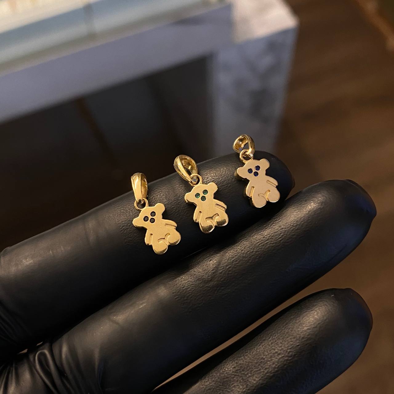 Pendant Bear TS 1.1gr / 1.7cm Blue Zircons Yellow Gold*
